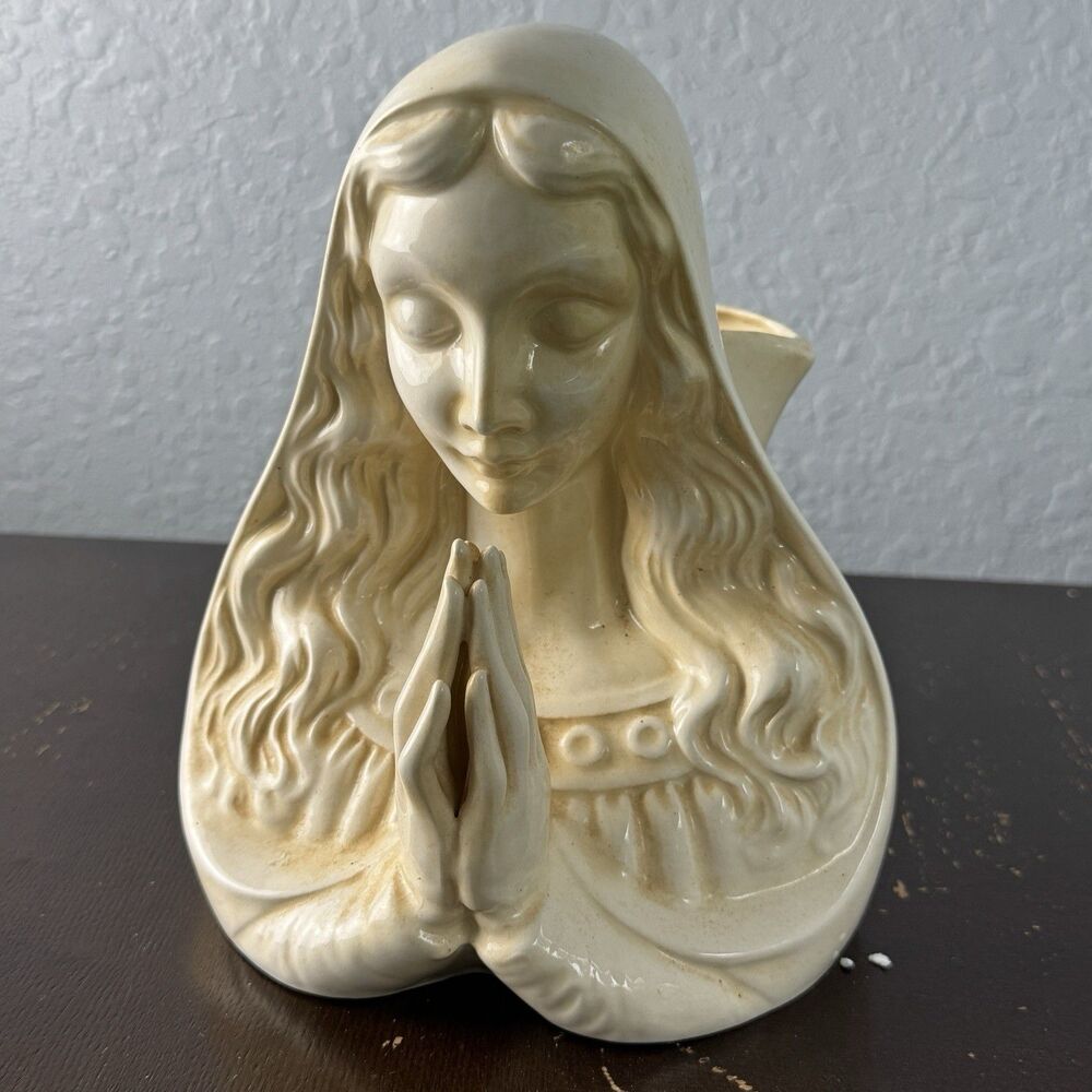 Vintage Ceramic Planter 1967 Mother Mary Praying Hands 9x7  Signed VV 11-29-67